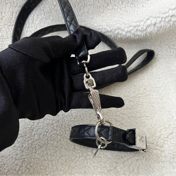 Auth Chanel Black Quilted CC Logo Dog Collar & Leash Set - Size Small - Picture 9 of 15